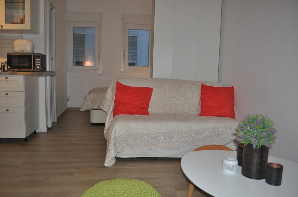 Ronda De Segovia Apartment Madrid Exterior foto