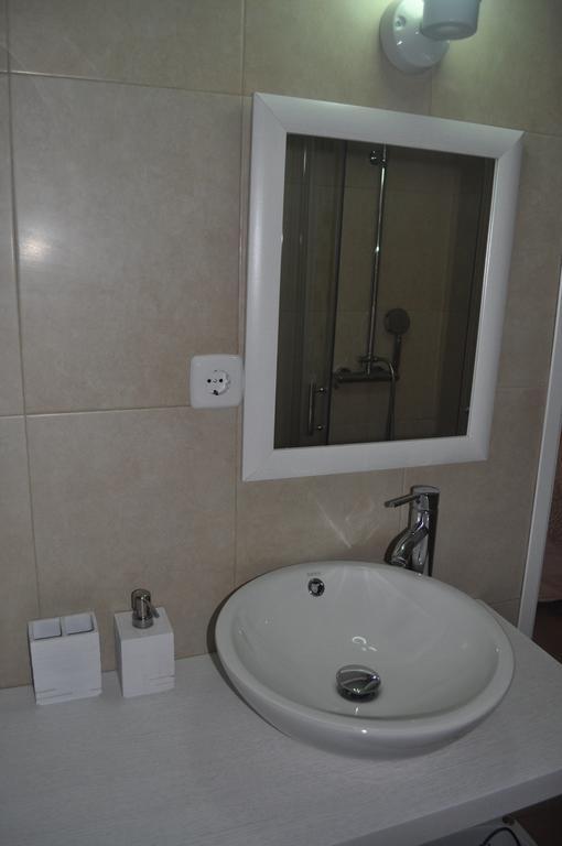 Ronda De Segovia Apartment Madrid Exterior foto